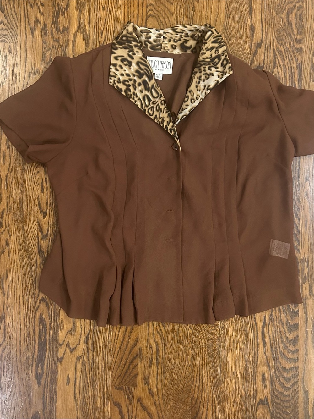 Julian Taylor New York Leopard Collar Blouse